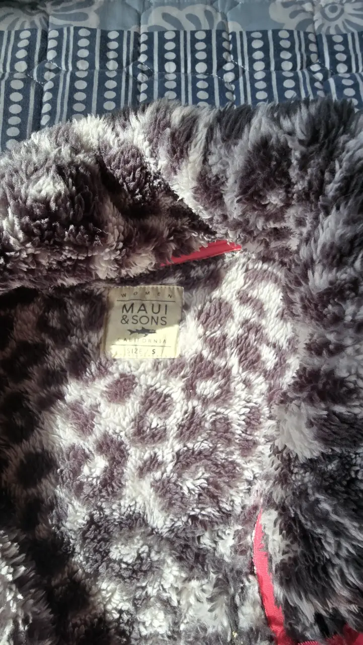 Chaqueta de felpa con estampado animal print Maui & Sons - 2