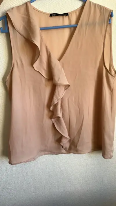 Blusa sin mangas color palo rosa con volantes Zara - miniatura 1