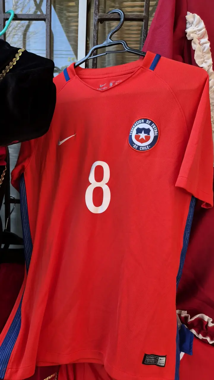Polera selección chilena Vidal - 1