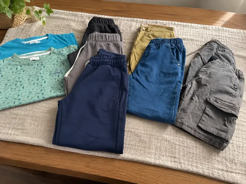 Lote de ropa infantil variada para niño talla 10