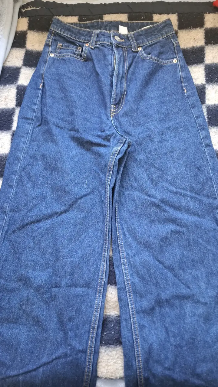 Jeans de mezclilla azul para mujer