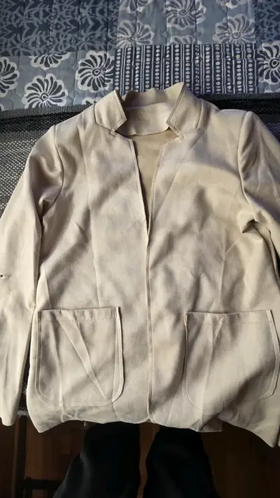Blazer beige para mujer talla M - miniatura 1