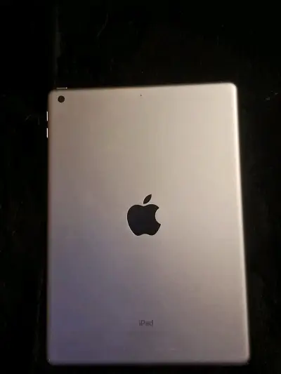 iPad Apple sexta generación - miniatura 1