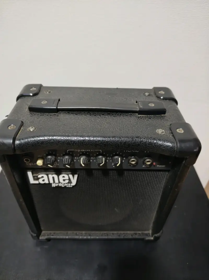Amplificador Laney HardcoreMax HCM10 para guitarra - 2
