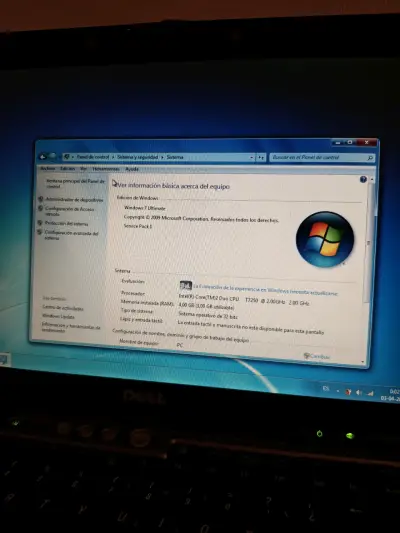 Laptop Dell Latitude D630 con Intel Core 2 Duo - miniatura 2