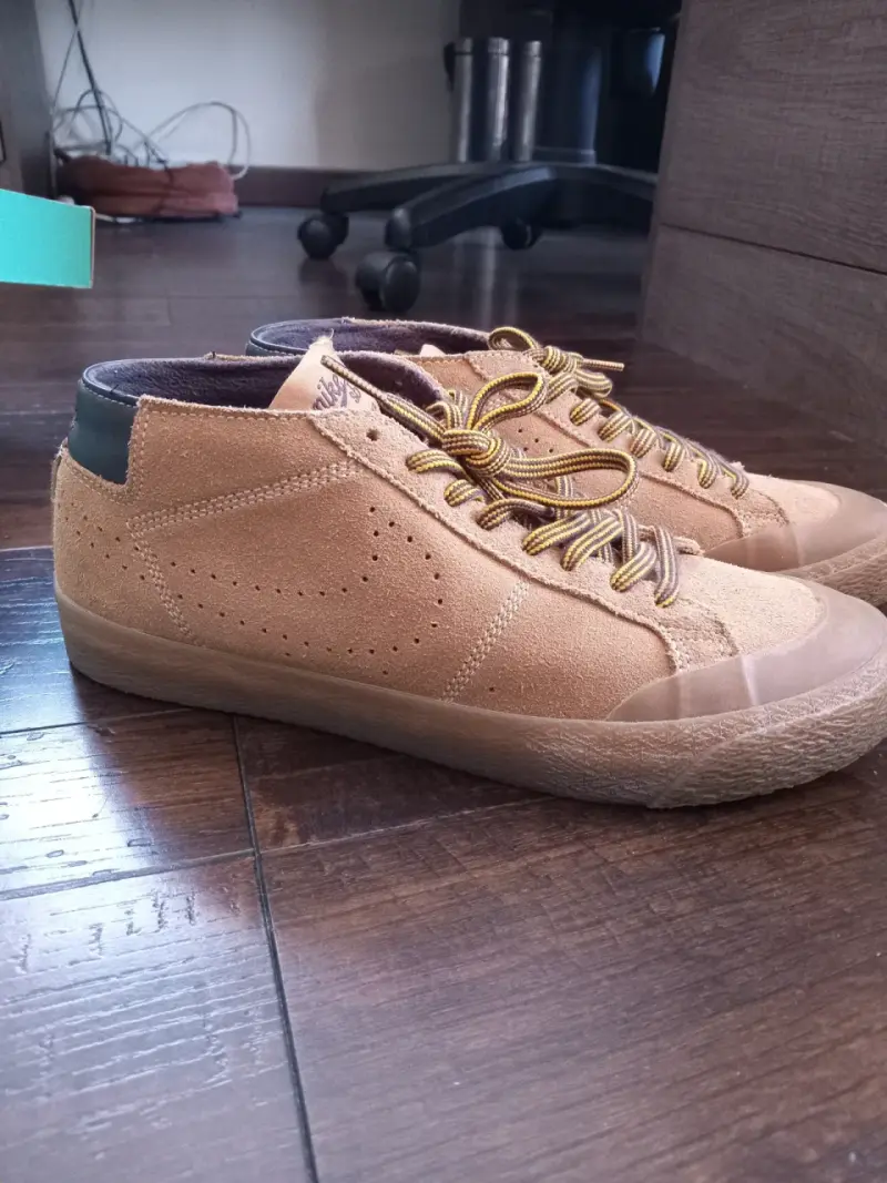 Zapatillas Nike SB Blazer Chukka color beige - 2