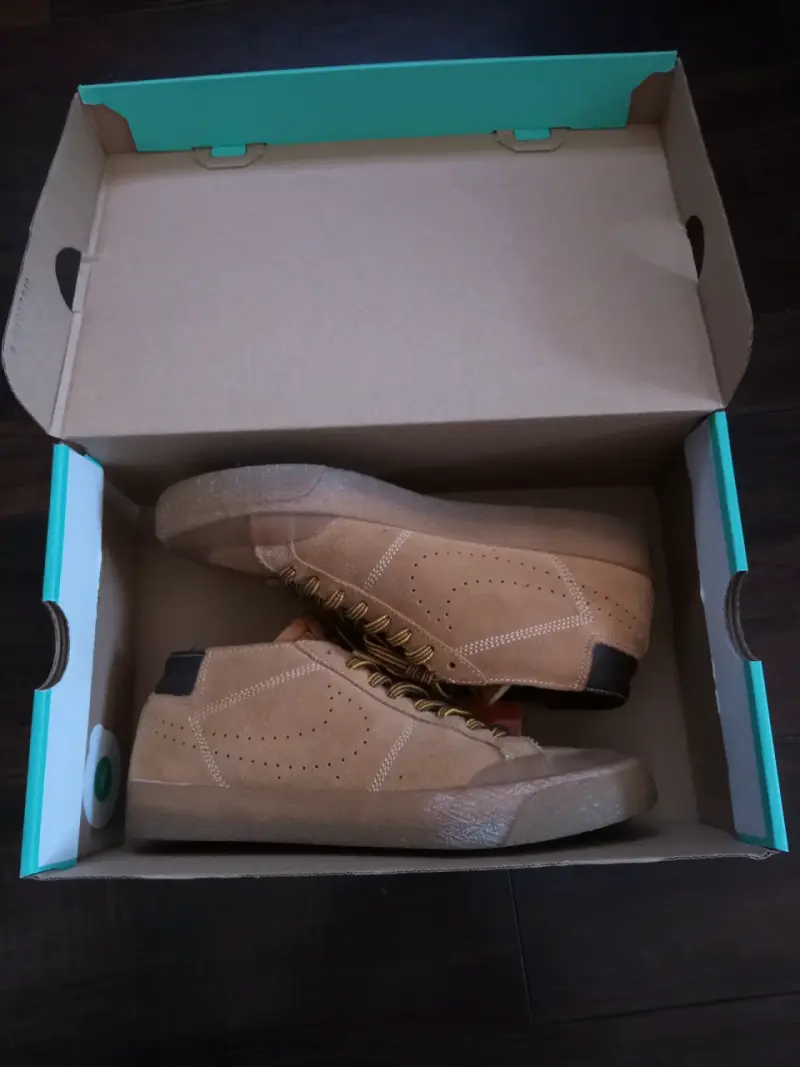 Zapatillas Nike SB Blazer Chukka color beige - 6