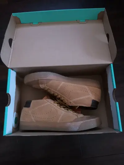 Zapatillas Nike SB Blazer Chukka color beige - miniatura 6