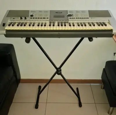 Teclado Yamaha PSR-E403 con pantalla LCD - miniatura 5