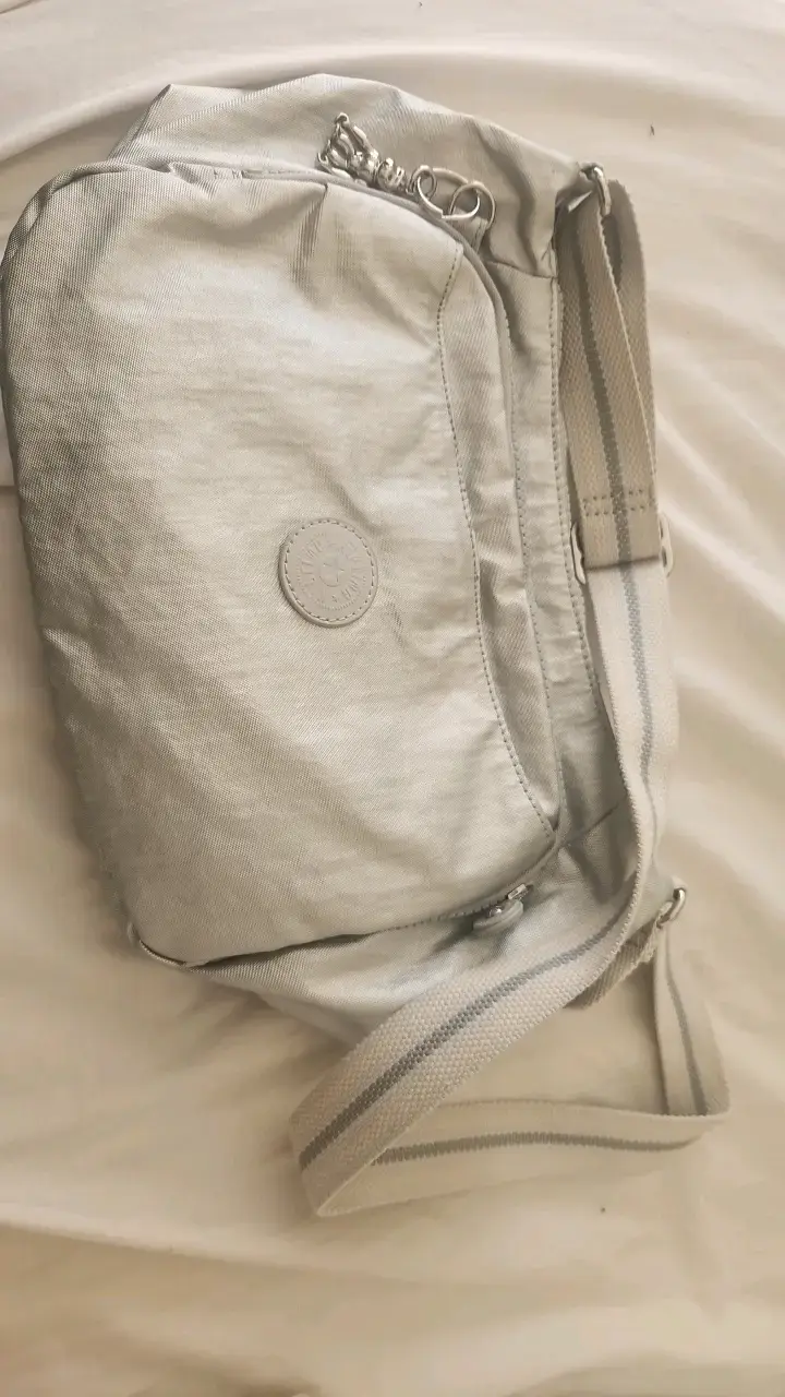 Bandolera gris Kipling con correa ajustable - 1