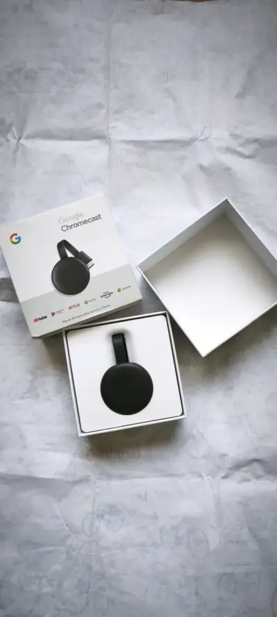 Google Chromecast con caja original - miniatura 2