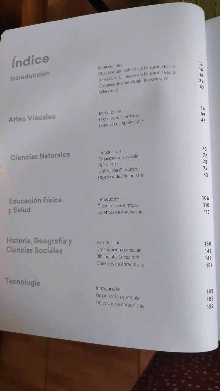 Libro Bases Curriculares Primero a Sexto Básico - 3