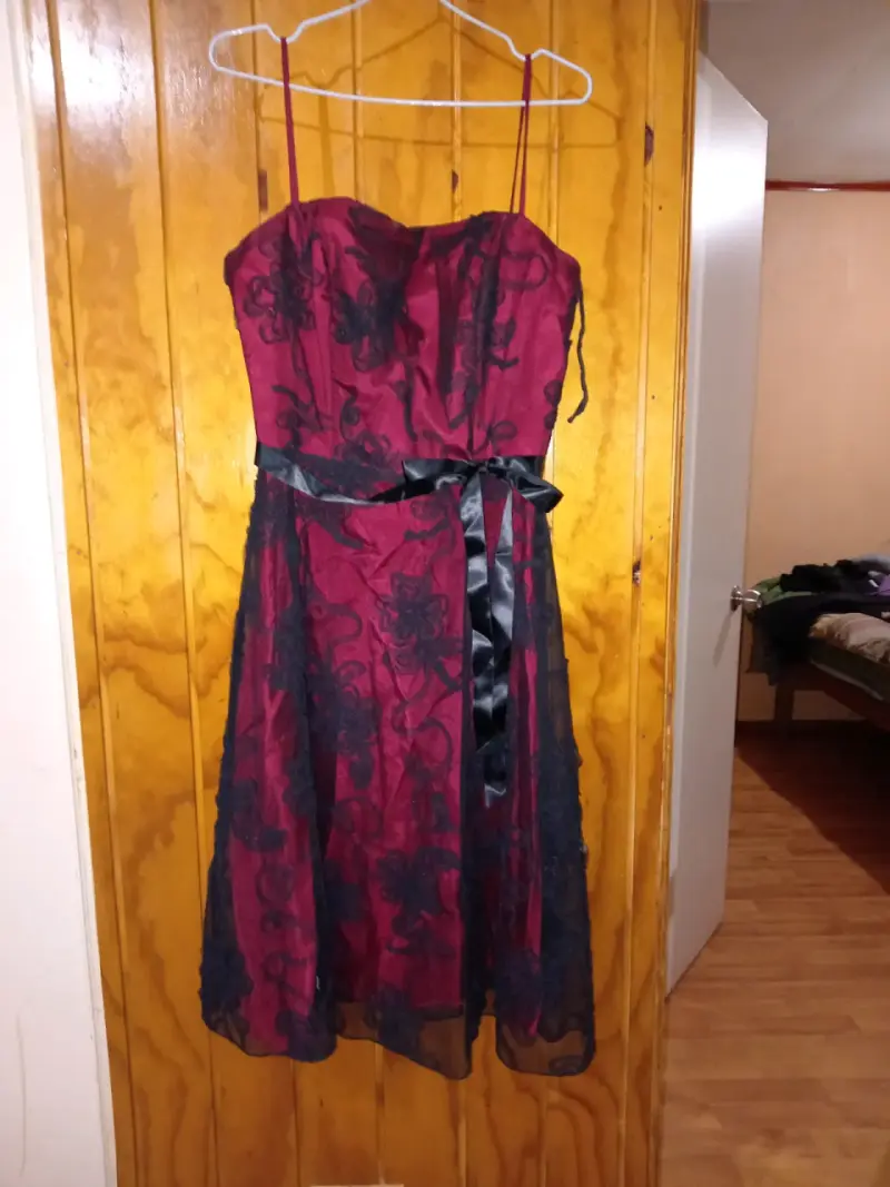 Vestido de fiesta strapless con encaje floral - 2