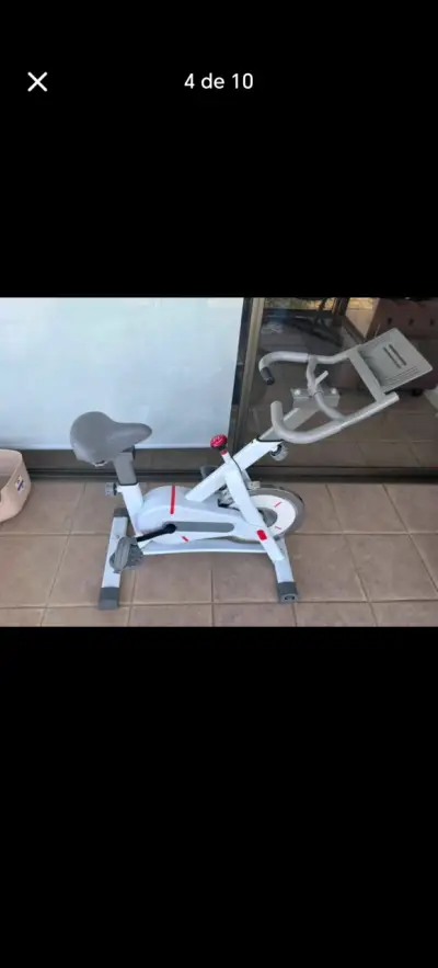 Bicicleta estática de ejercicio gris - miniatura 4