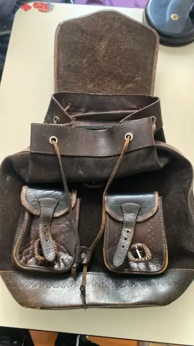 Mochila de cuero vintage marrón - miniatura 2