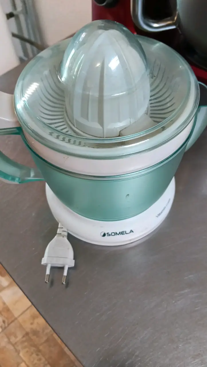 Exprimidor eléctrico Somela verde - 1