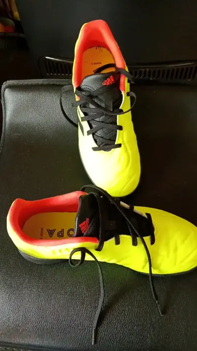 Zapatillas de fútbol Adidas Copa amarillas - miniatura 1