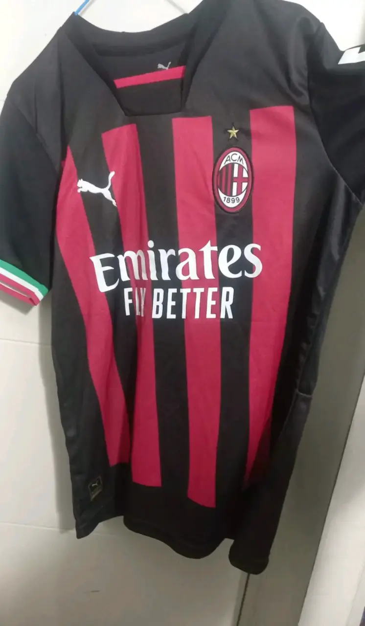 Camiseta AC Milan Puma Negra y Roja - 2