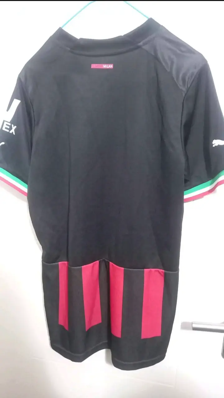 Camiseta AC Milan Puma Negra y Roja - 3