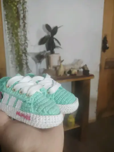 Zapatillas tejidas para bebé Minnie verde menta - miniatura 3