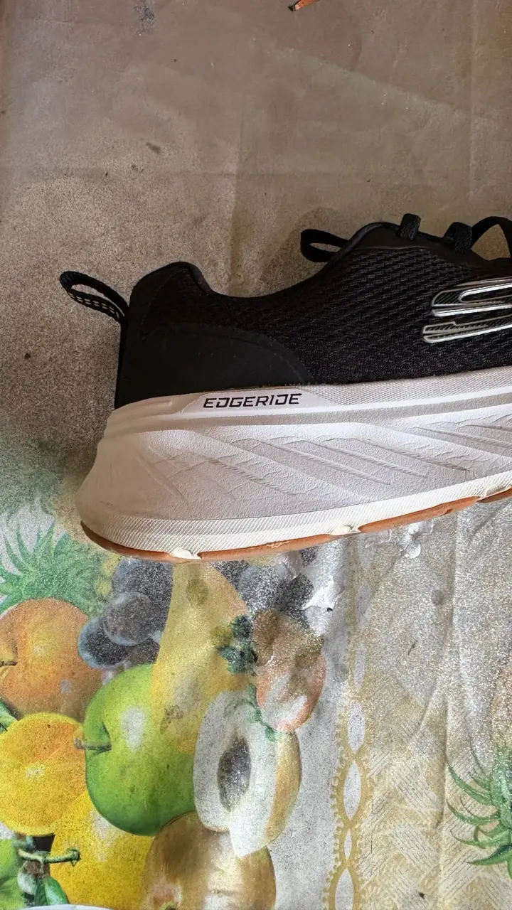 Zapatillas deportivas negras Skechers Edge Ride - 4