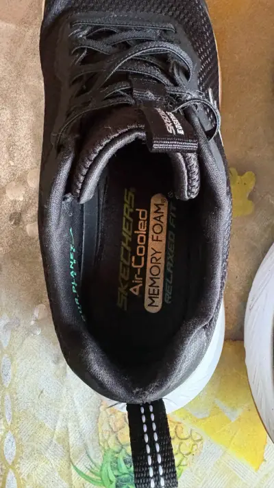 Zapatillas deportivas negras Skechers Edge Ride - miniatura 5