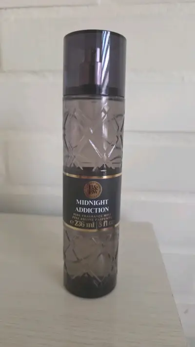 Body mist Midnight Addiction BBW full size - miniatura 2
