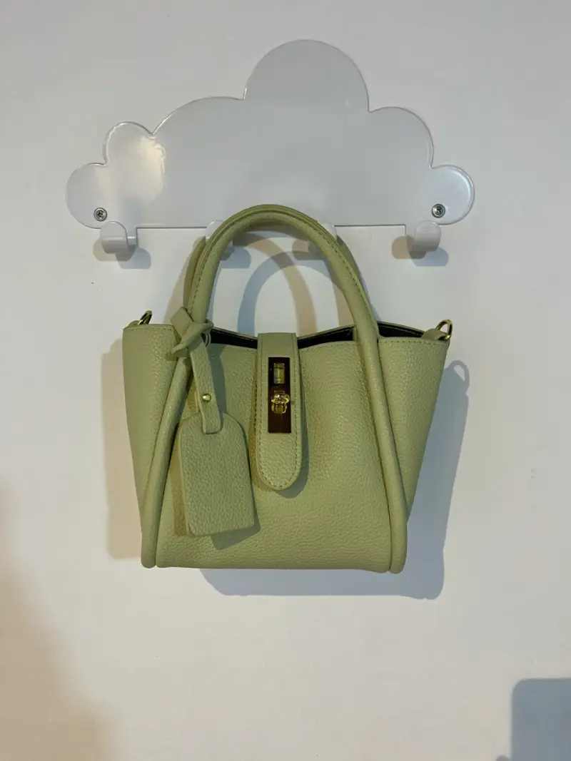 Cartera de mano verde claro elegante - 1