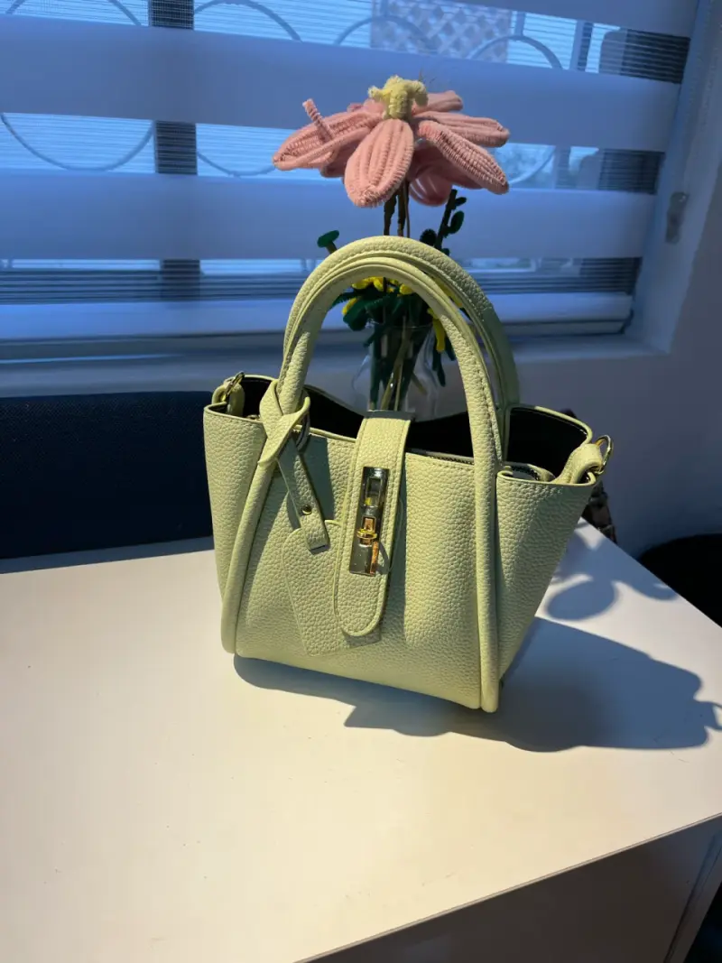 Cartera de mano verde claro elegante - 2