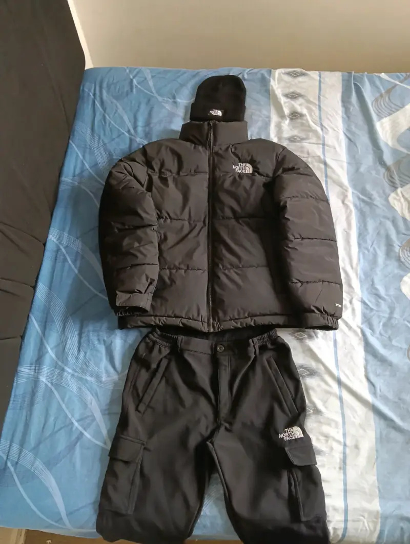 Conjunto de invierno The North Face negro - 1