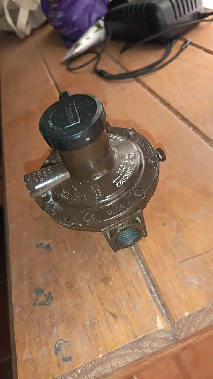 Regulador de Gas Industrial Fisher LVAO - 3