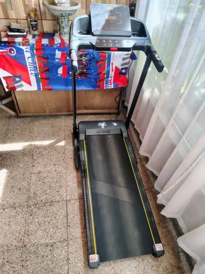 Caminadora eléctrica Ten Series en buen estado - miniatura 3