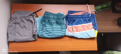 Variedad shorts de baño hombre - miniatura 1
