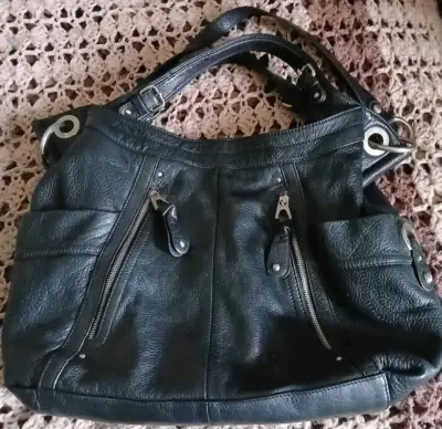 Cartera de cuero negro grande - miniatura 1