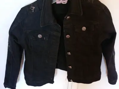 Chaqueta de mezclilla negra para niña con detalles brillantes - miniatura 3