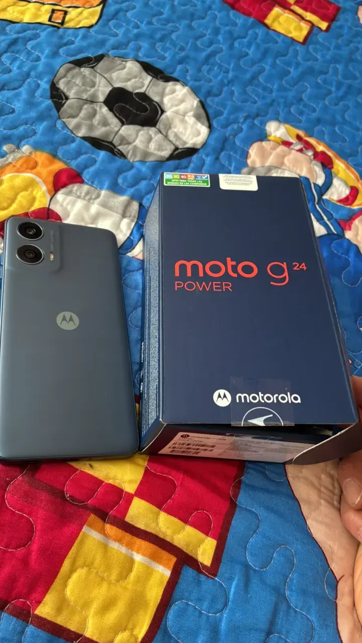 Smartphone Motorola Moto G24 Power en buen estado - 3