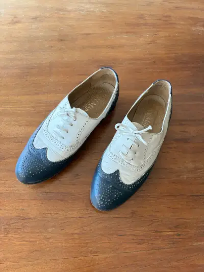 Zapatos Oxford bicolor San Marina en buen estado - miniatura 1