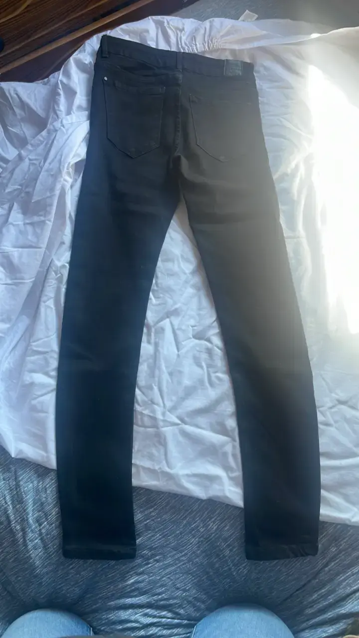 Jeans ajustados negros para mujer - 2
