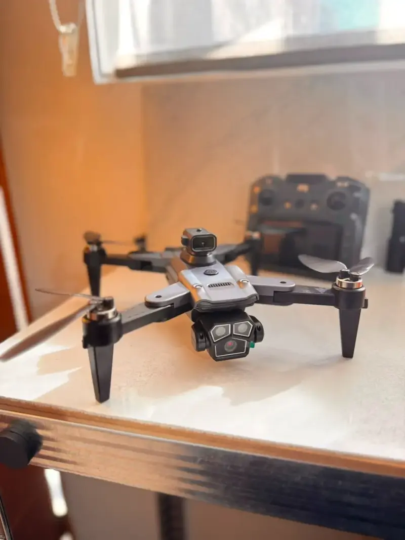 Drone plegable con cámara HD y control remoto - 2