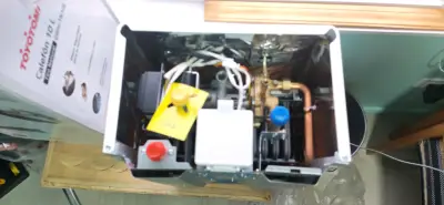 Calefón Toyotomi 10L Tiro Natural - miniatura 3