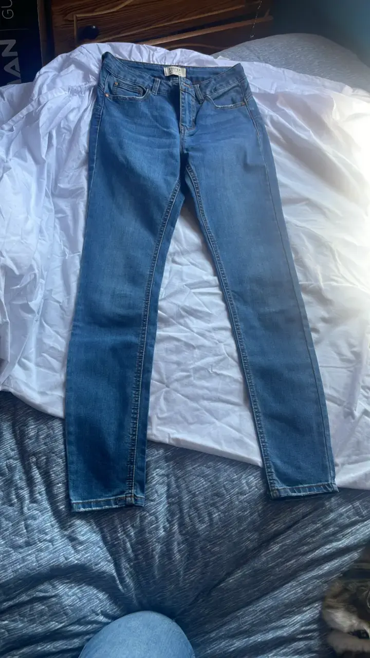 Jeans de mezclilla azul para mujer - 1