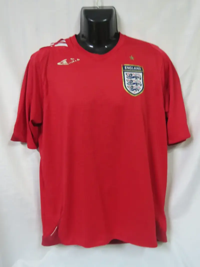Camiseta Roja Selección Inglaterra TALLA M 2006 - 1