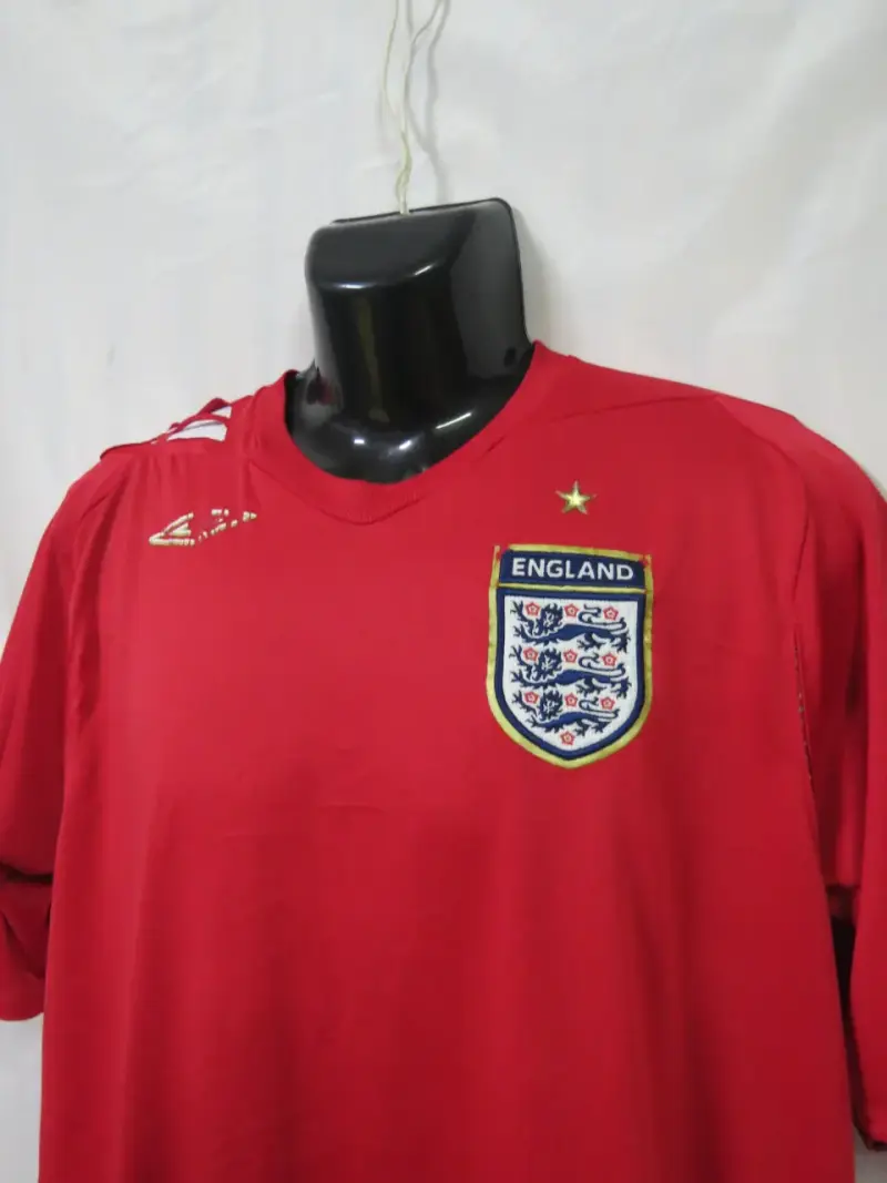 Camiseta Roja Selección Inglaterra TALLA M 2006 - 2