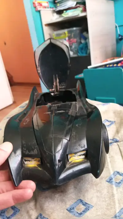 Batimóvil de juguete - miniatura 5