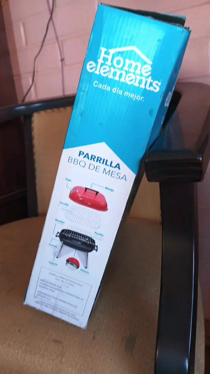 Parrilla BBQ de Mesa Home Elements roja - 1