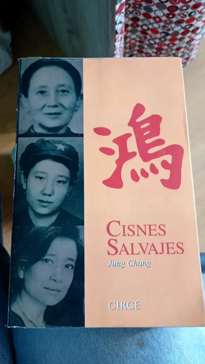 Libro Cisnes Salvajes de Jung Chang - 1