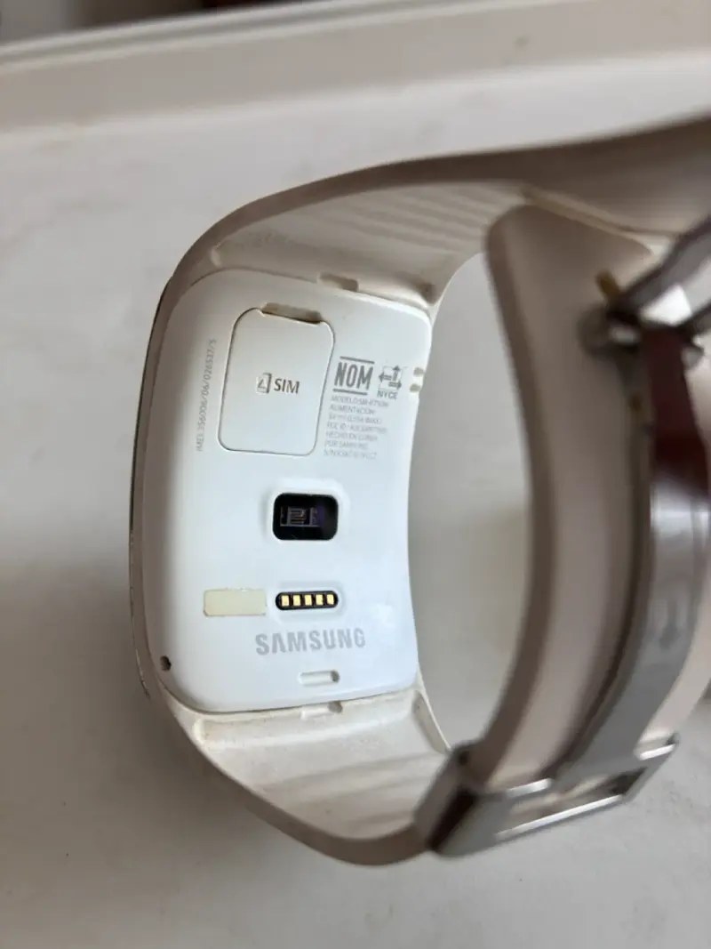 Smartwatch Samsung Gear S Blanco - 4