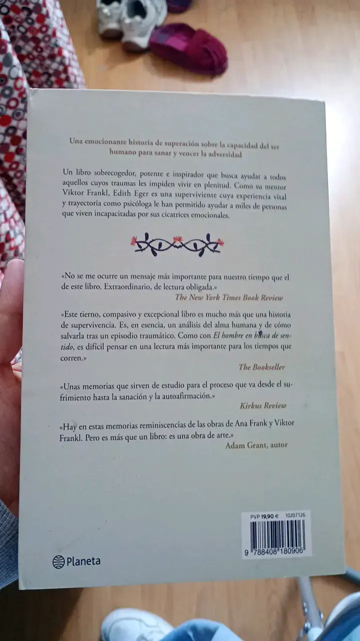 Libro La Bailarina de Auschwitz de Edith Eger - 2