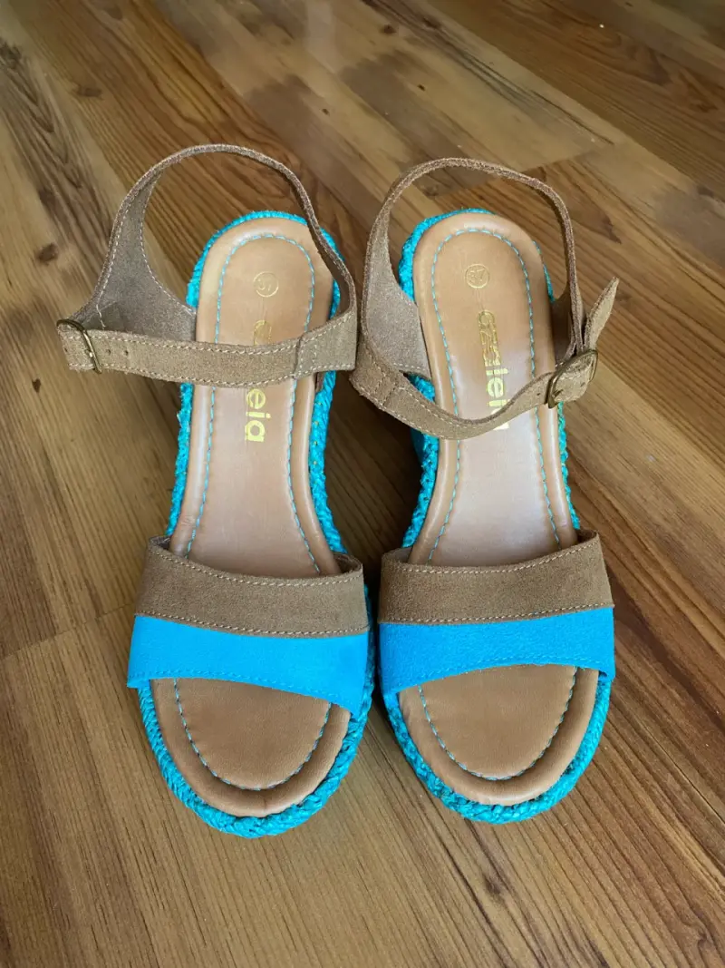 Sandalias de cuero turquesa y marrón para mujer - 3