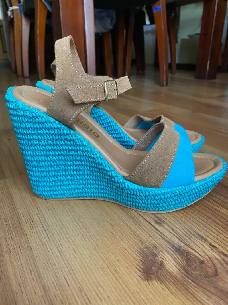 Sandalias de cuero turquesa y marrón para mujer - 5